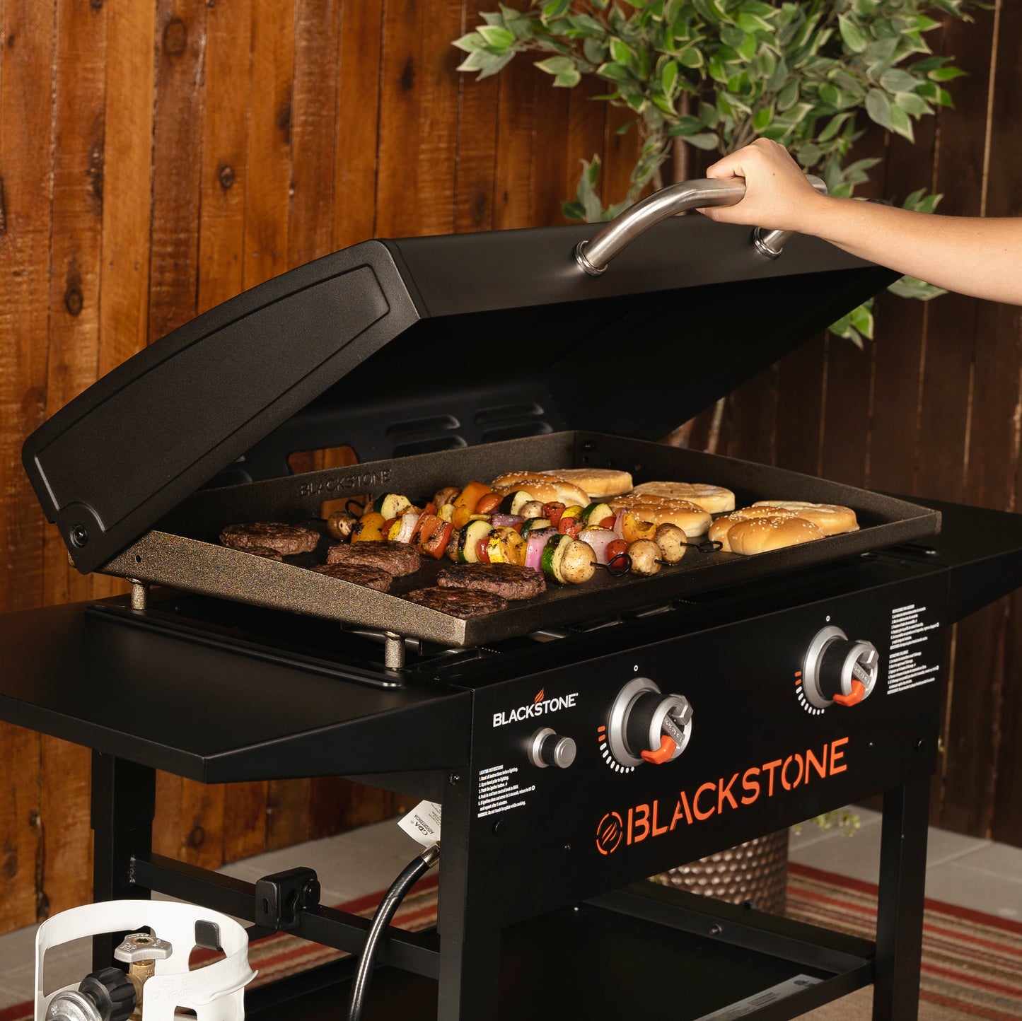 Gratar tip plita, pe gaz - Blackstone Original 28" Griddle, cu capac